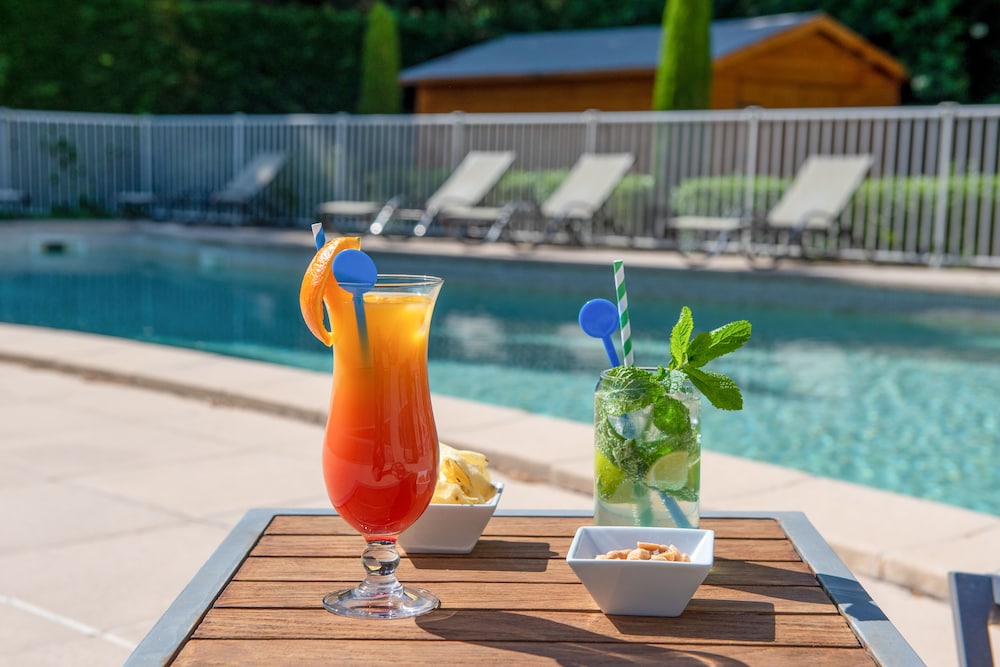 Hotel Novotel Aix En Provence Pont De L'arc Fenouilleres 36/76