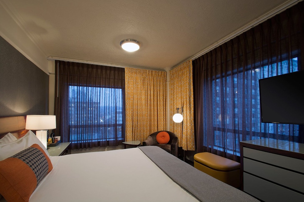 Hotel Lucia 23/43