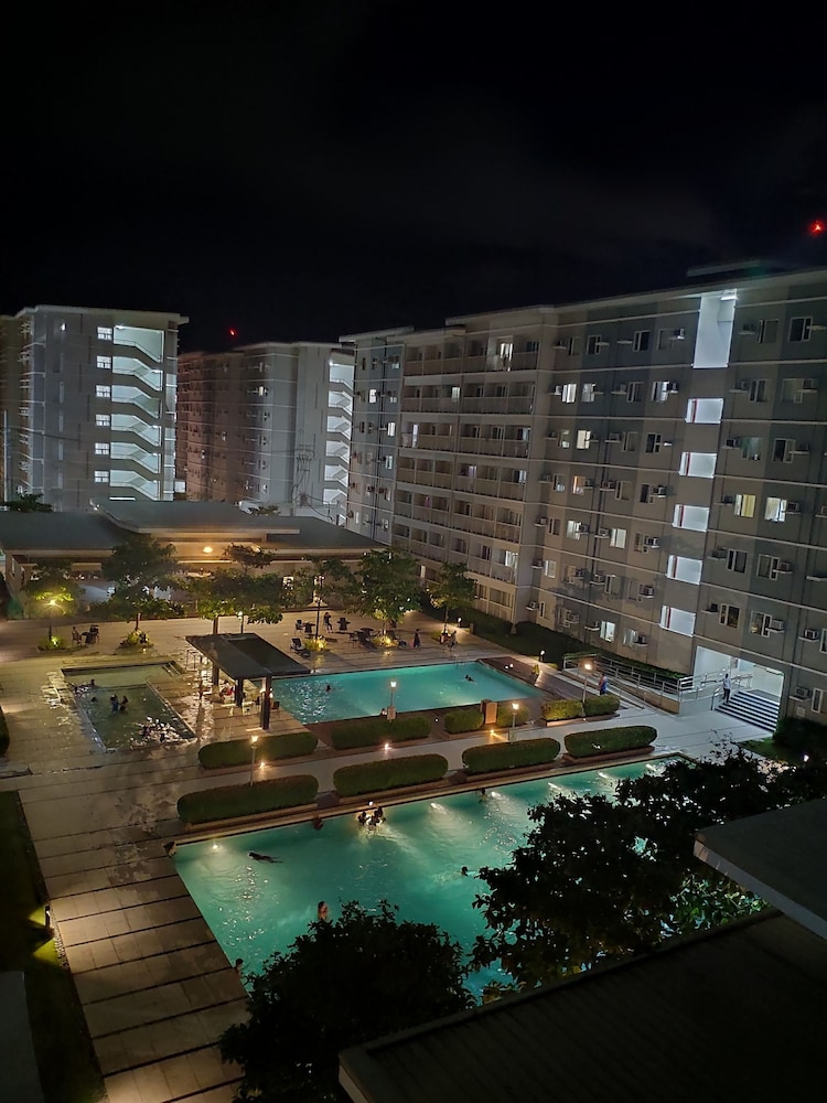 Trees Residences By Jhoy 10/50
