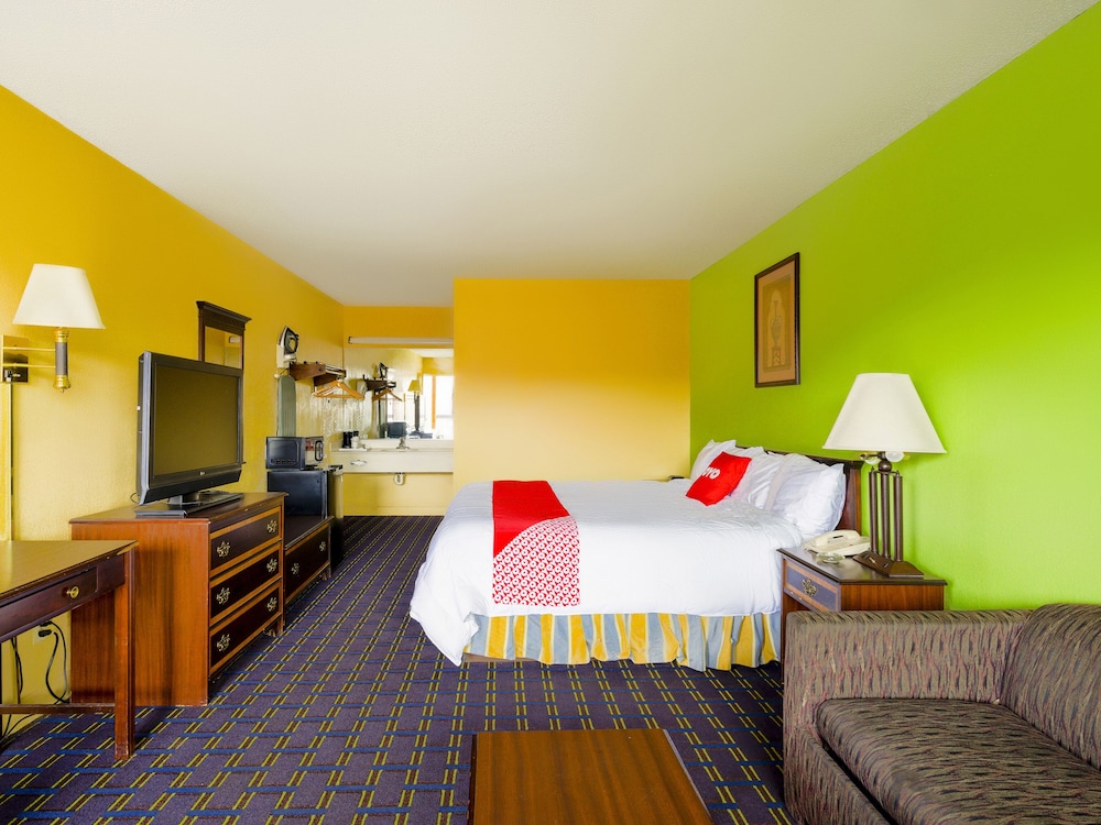 OYO Hotel Williamston 23/48