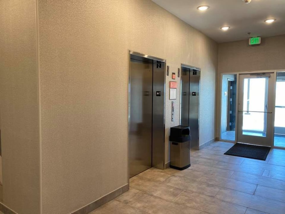 La Quinta Inn & Suites By Wyndham Limon 3/43