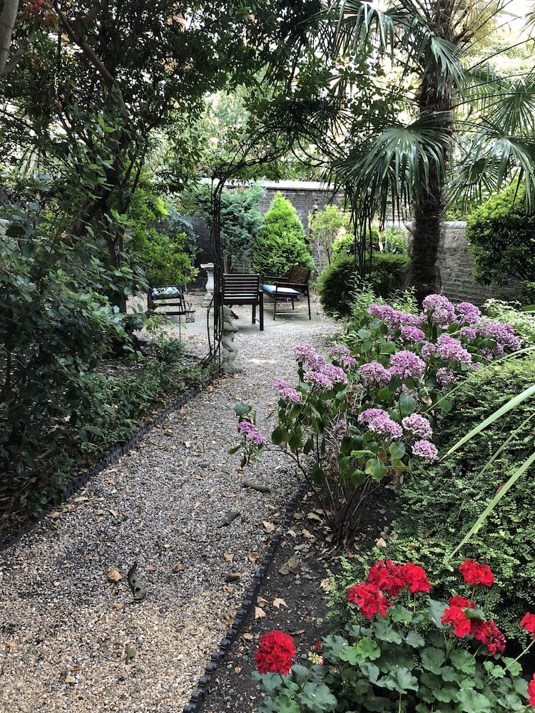 Jesmond Hotel 41/50