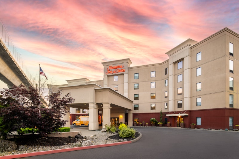 Hampton Inn and Suites Seattle-Airport/28th Ave 2/31