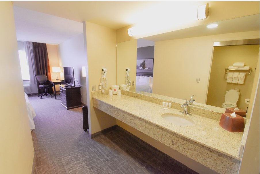 Canad Inns Destination Centre Health Sciences Centre 42/44
