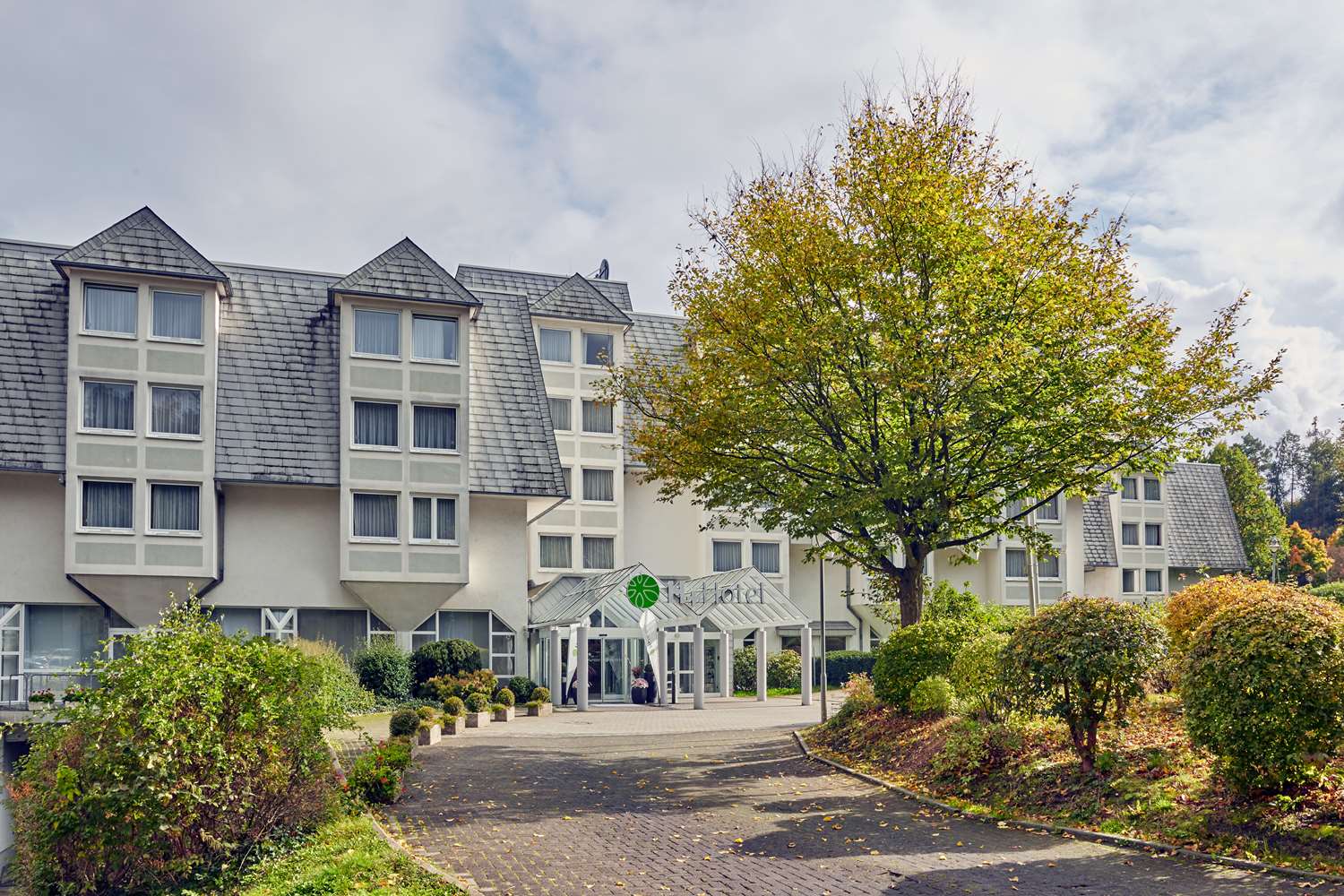 H+ HOTEL WIESBADEN NIEDERNHAUSEN 2/66
