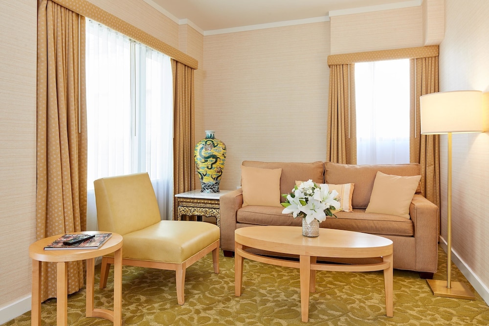 Orchard Garden Hotel 31/50