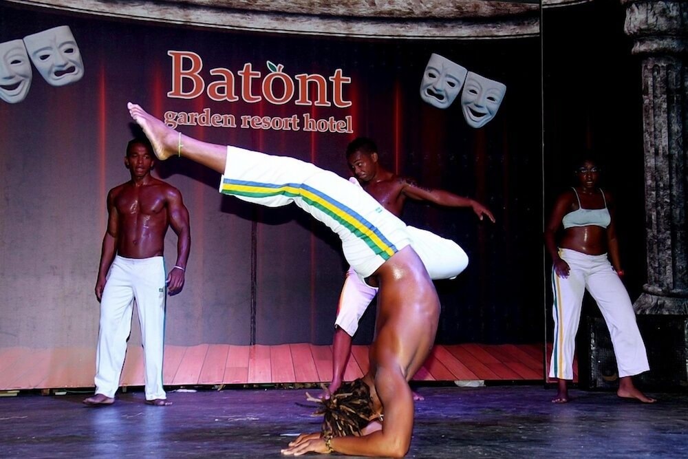 Batont Garden Resort Hotel 41/43