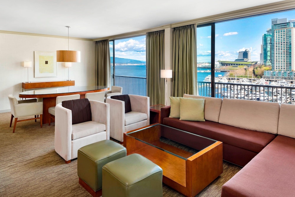 Westin Bayshore 43/72