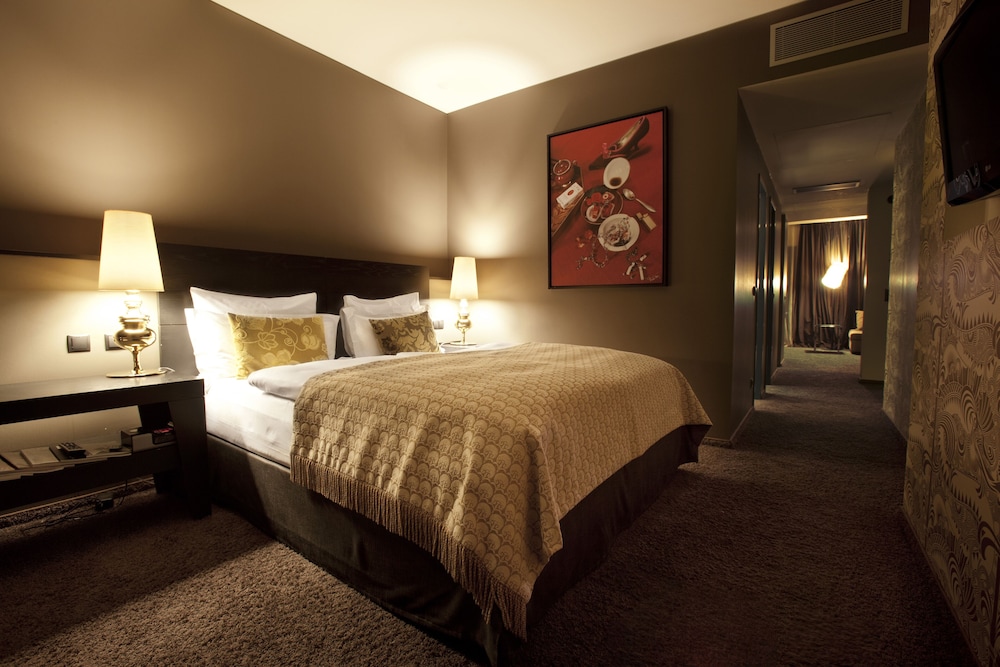 The George Hotel Hamburg 10/59