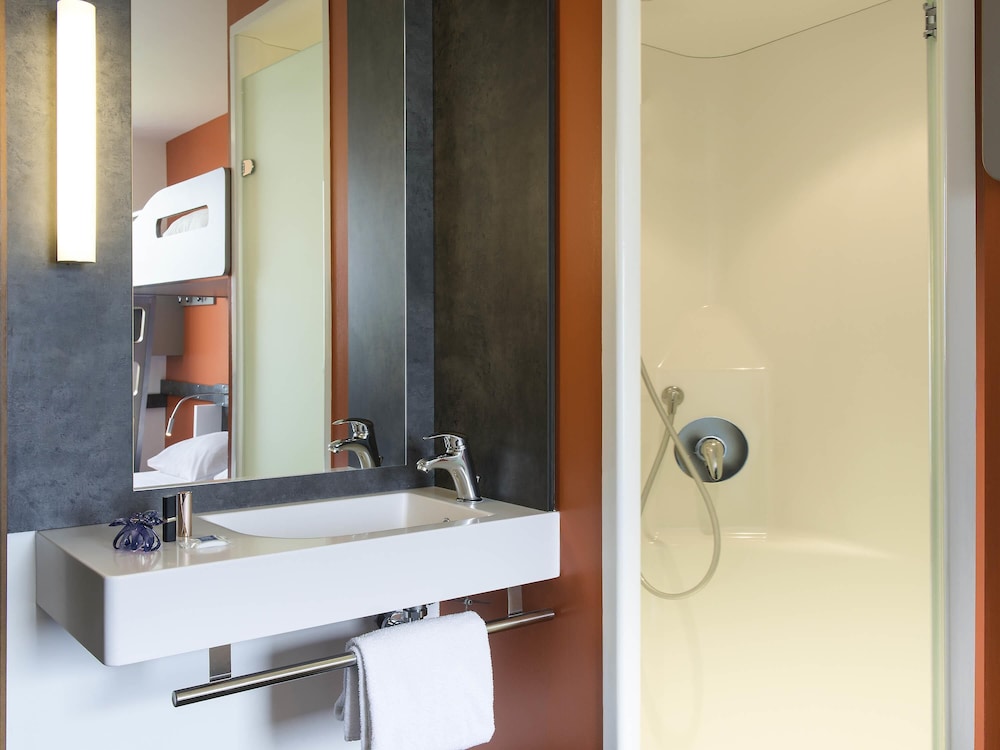 Ibis Budget Aeroport Lyon Saint Exupery 51/51