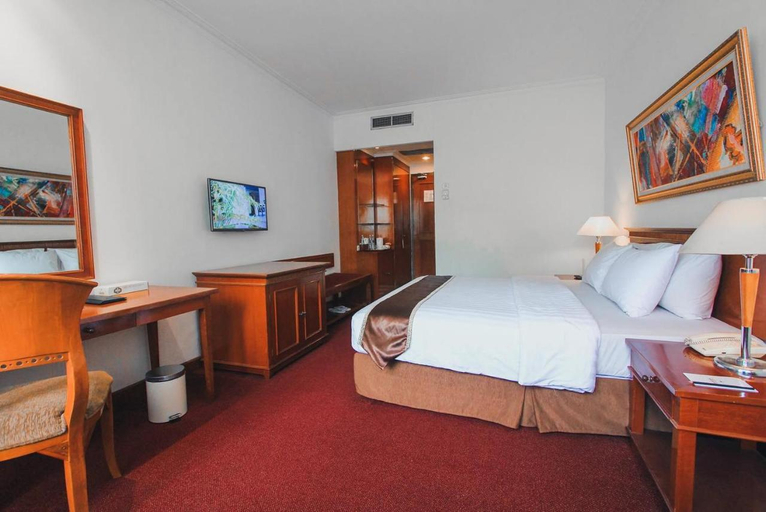Superior, King Bed