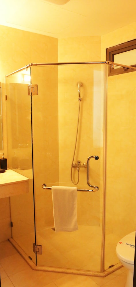 Tqt Hotel 28/60