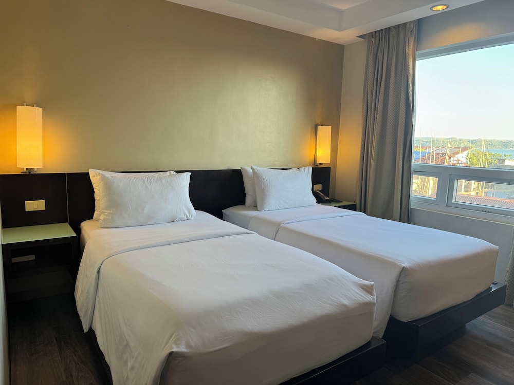 Circle Inn - Iloilo City Center 14/50