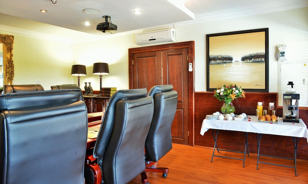 Stirling Manor Boutique Guest House 23/50