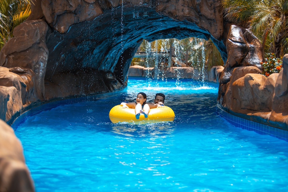 GRANDES LAGOS RESORT E PARQUE AQUATICO 22/47