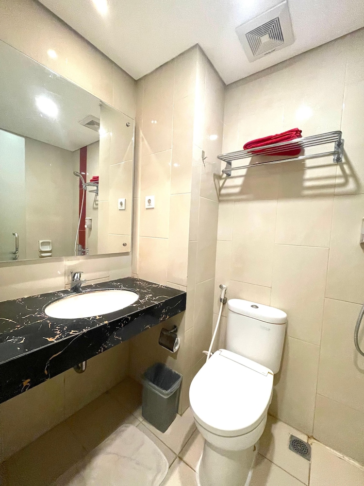 Brothers inn Babarsari 31/33
