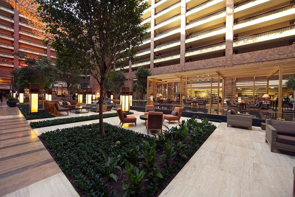 Hilton Anatole in DALLAS - TX