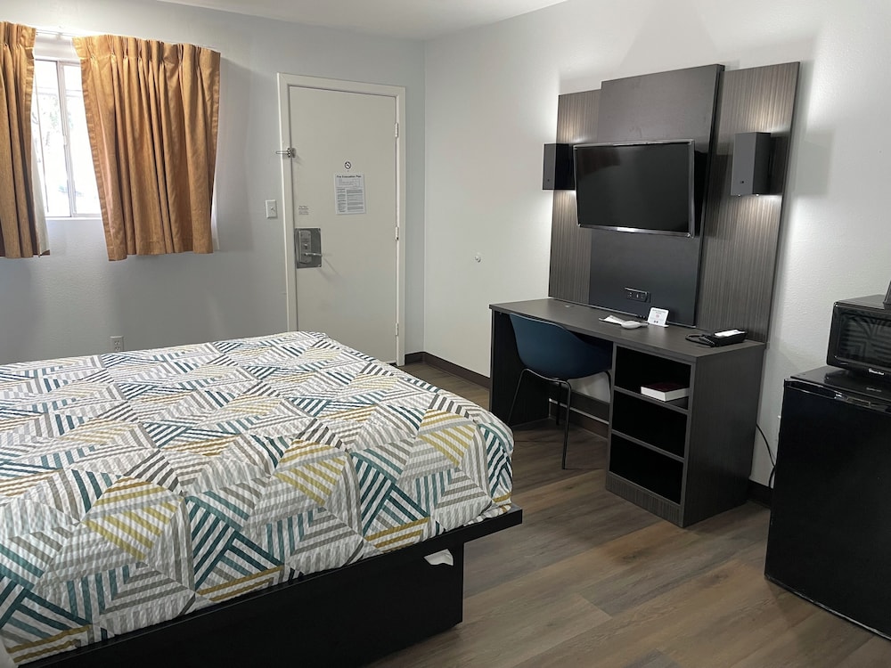 Motel6 Artesia, NM 14/25