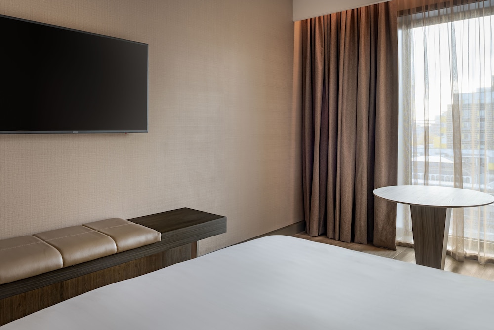 AC Hotel Manchester City Centre 10/52
