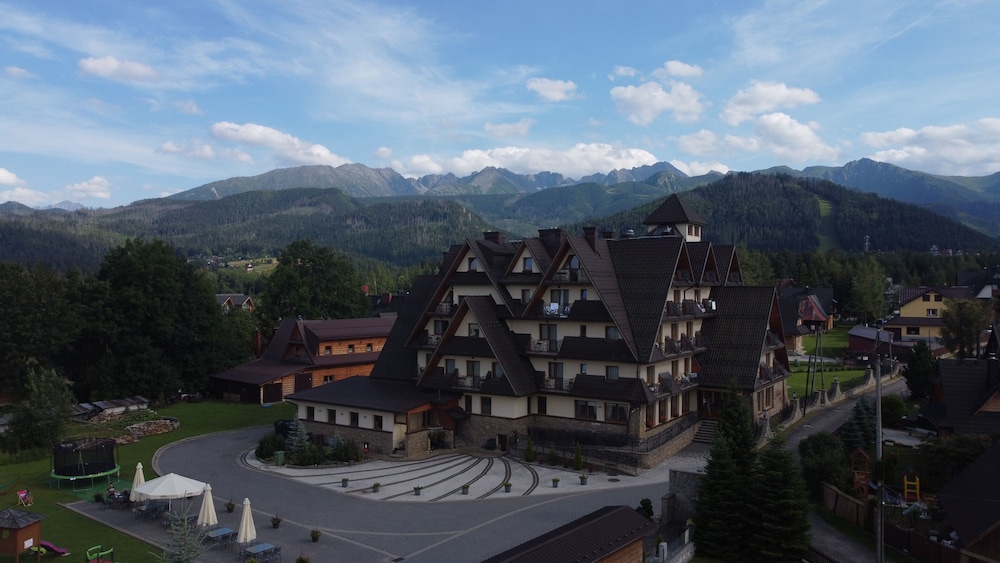 Helan Zakopane 3/50