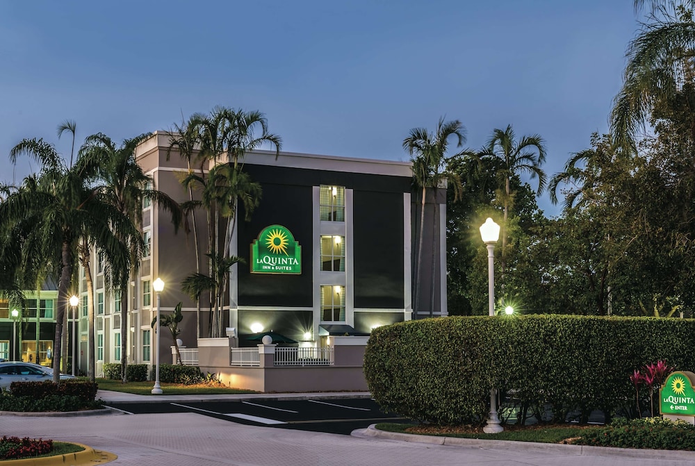 La Quinta Inn Suites Plantation Sw 6th Street in PLANTATION - FL