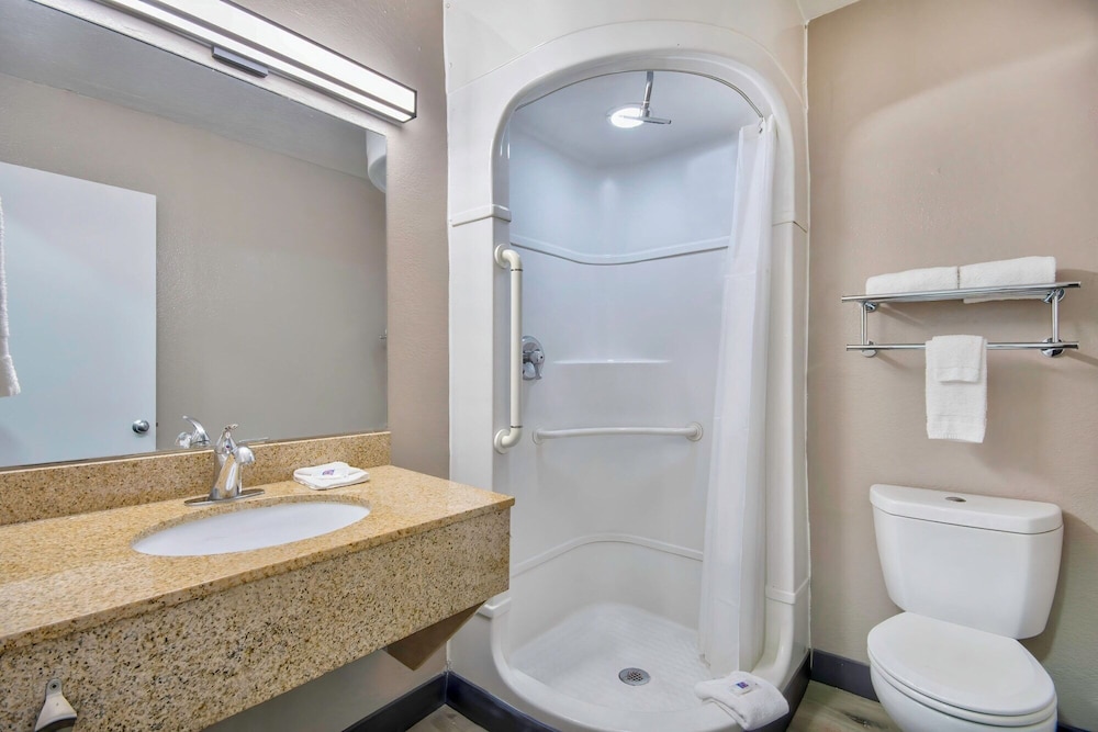 Motel6 Austin, TX - North 46/48