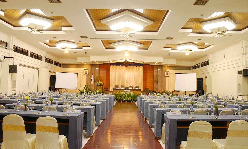 Purnama Hotel 38/50