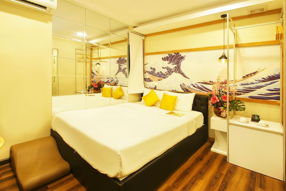 Cupid 2 Hotel 36/67
