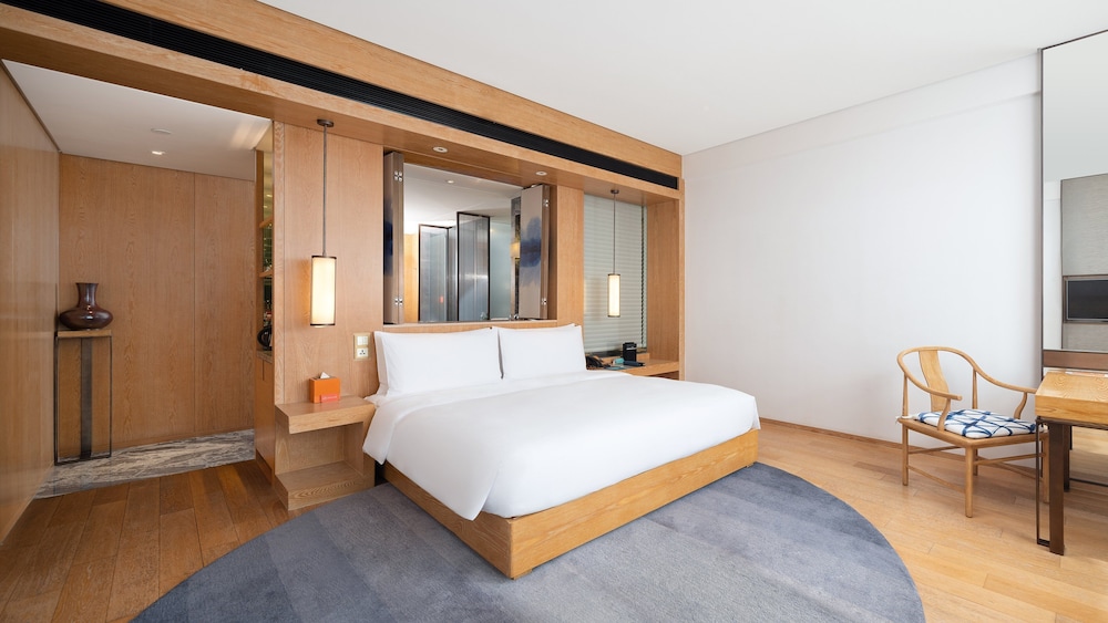 HOTEL INDIGO DALI ERHAI 16/83