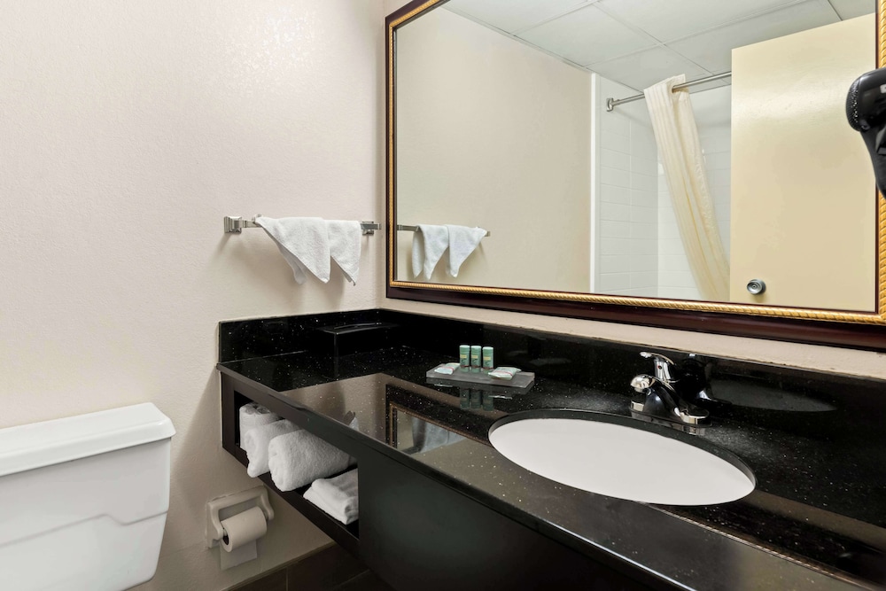غرفة قياسية بسريرين كوين، Best Western Riverside Inn 5/5