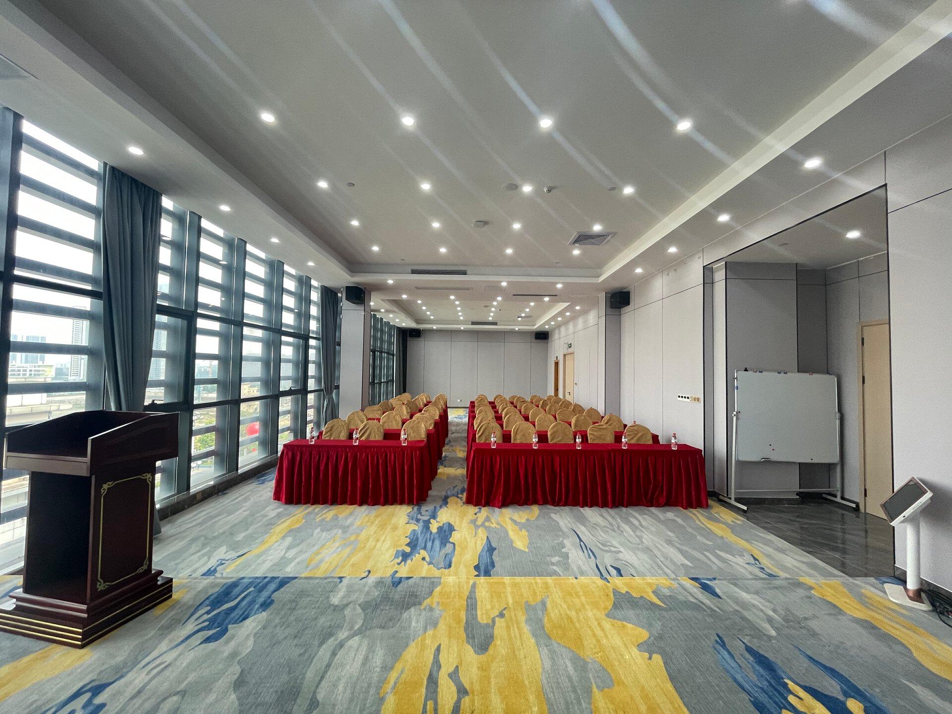 Vienna Hotel (Guangzhou Huangpu Free Trade Zone Xiayuan Subway Station) 34/38