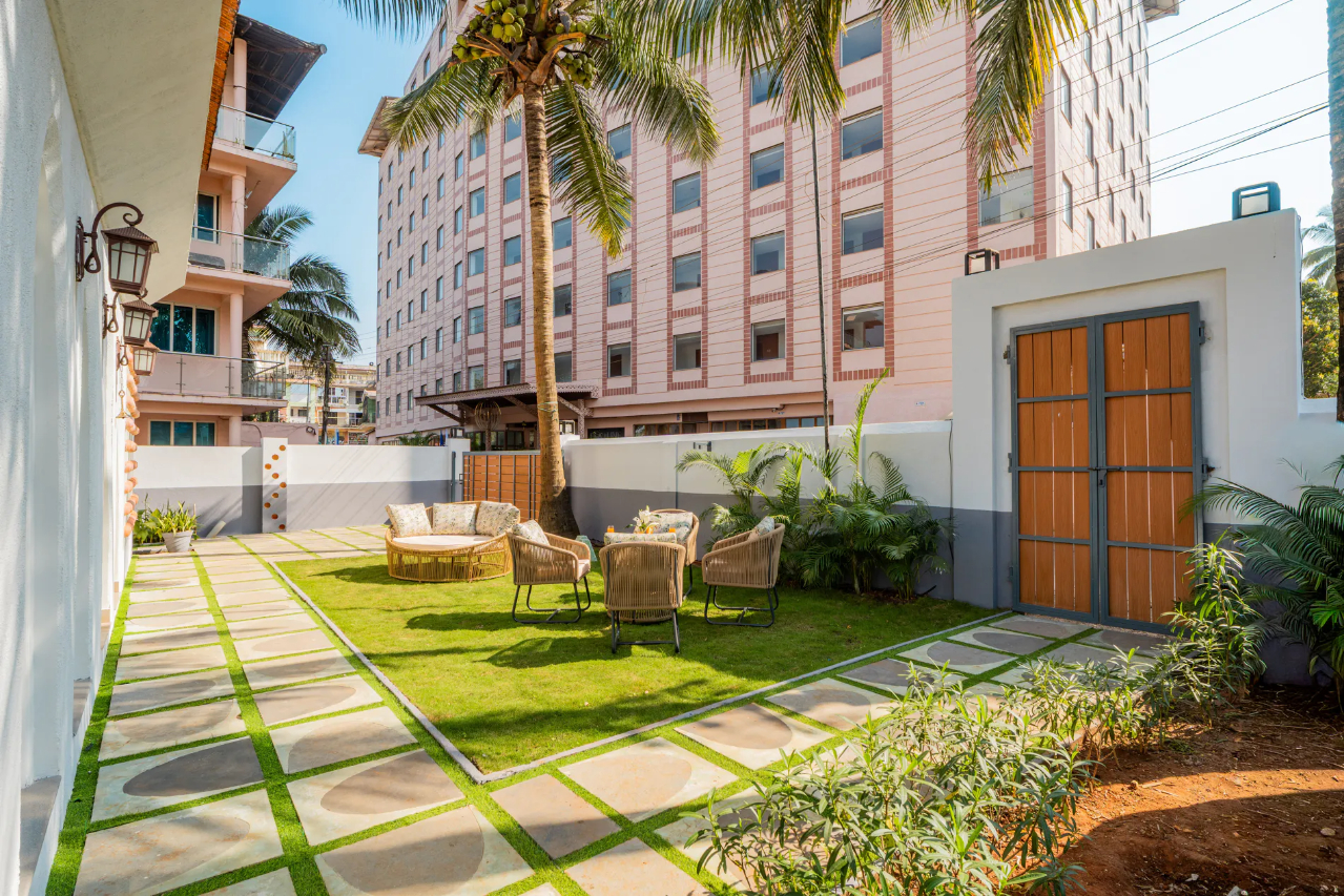 ELIVAAS Casa Mandala 4BHK Villa with Pvt pool and Garden 13/16