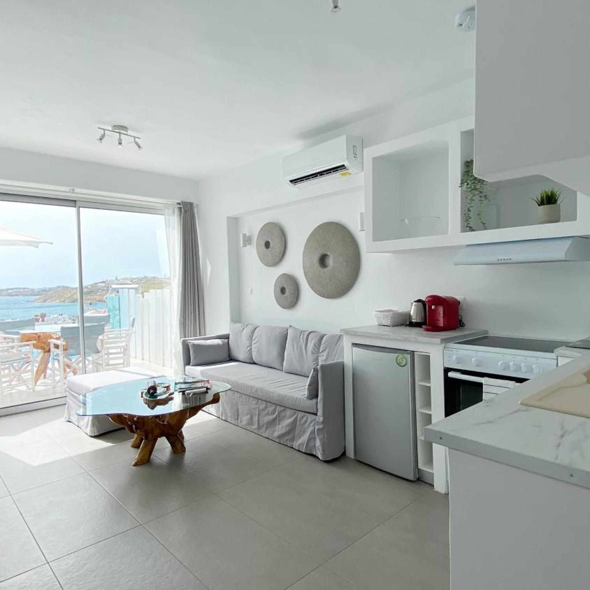Amperian Mykonos 24/50