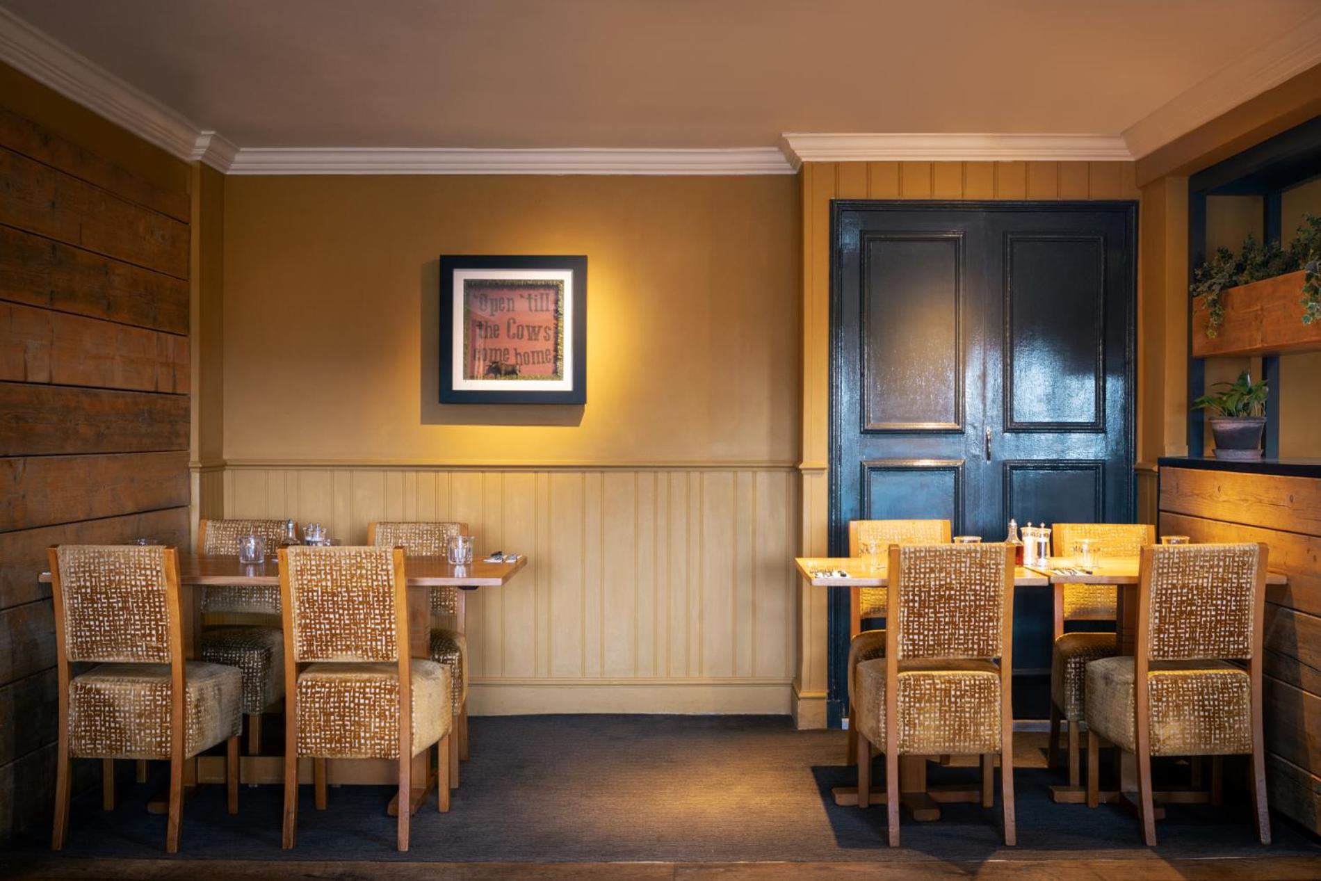 The Highwayman Hotel 37/59