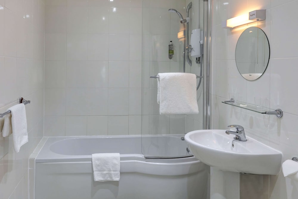 Best Western Claydon Hotel 23/73