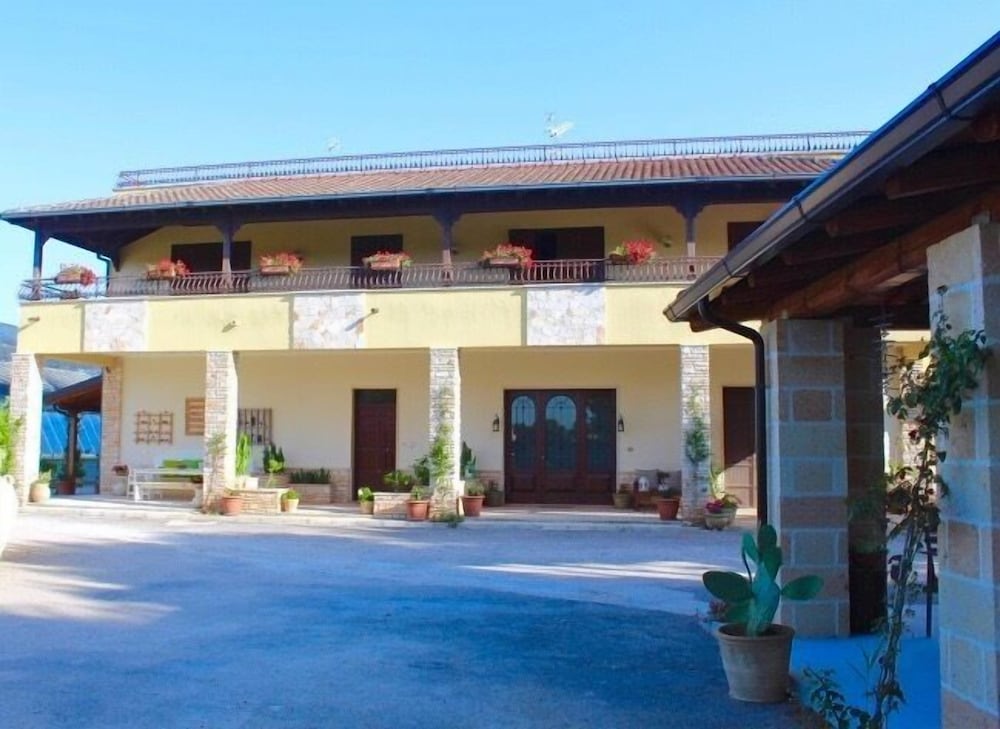 Gli Allori - Fuga Dalla Città 3/50