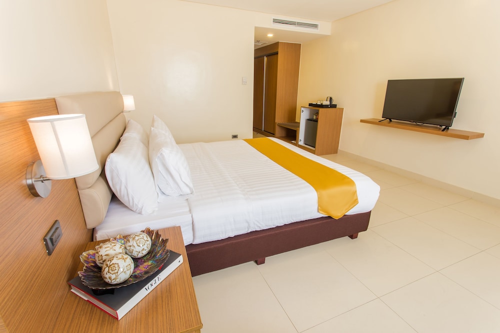 TOWER, DELUXE, KING BED