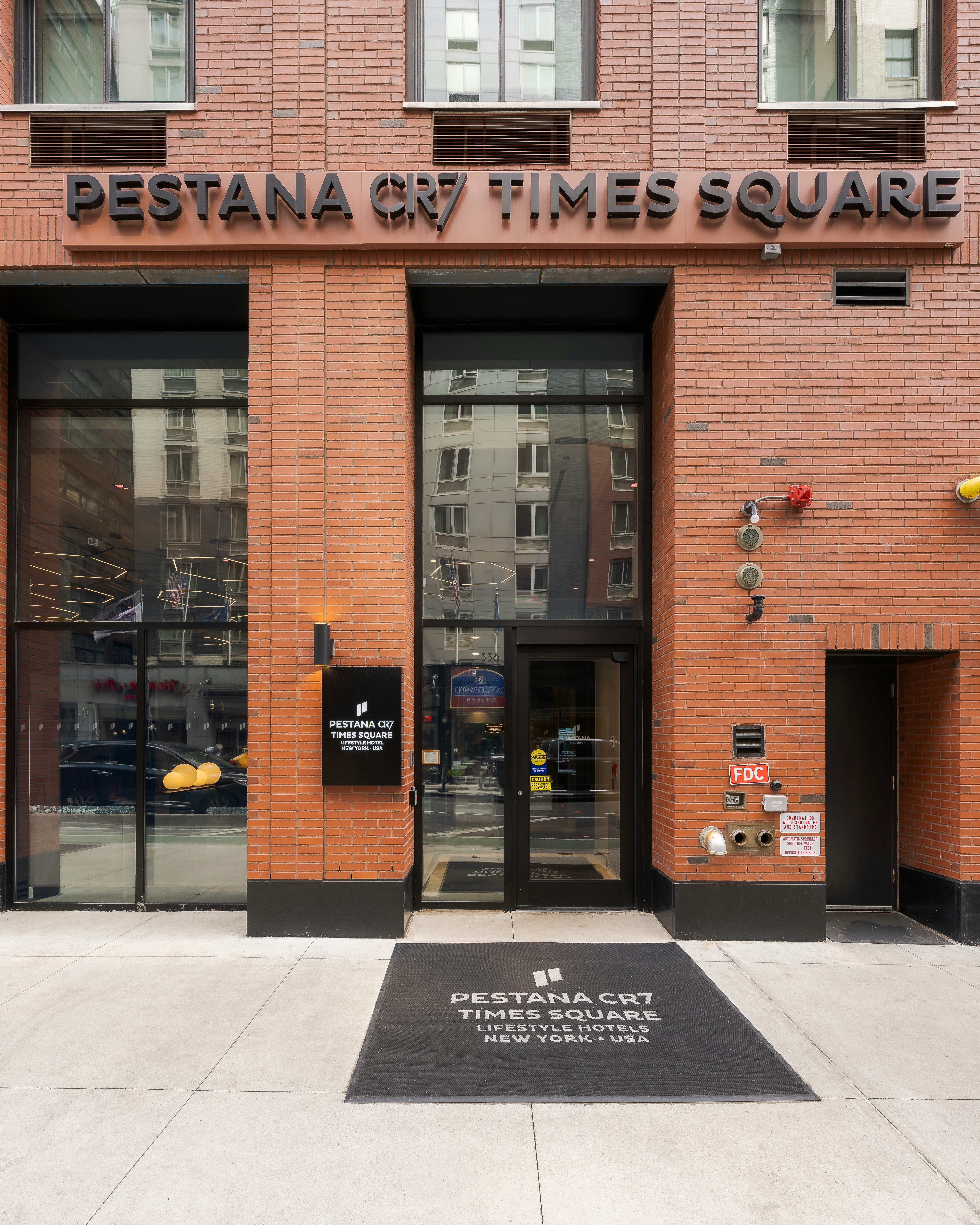 Pestana CR7 Times Square 5/76