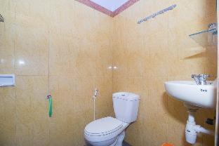 RedDoorz Syariah near Alun Alun Bojonegoro 27/29
