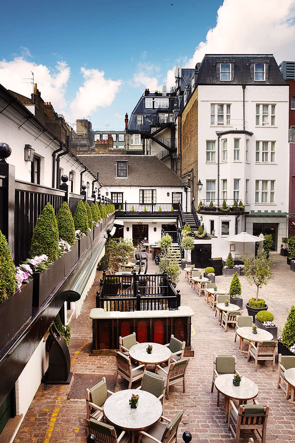 The Stafford London 3/84