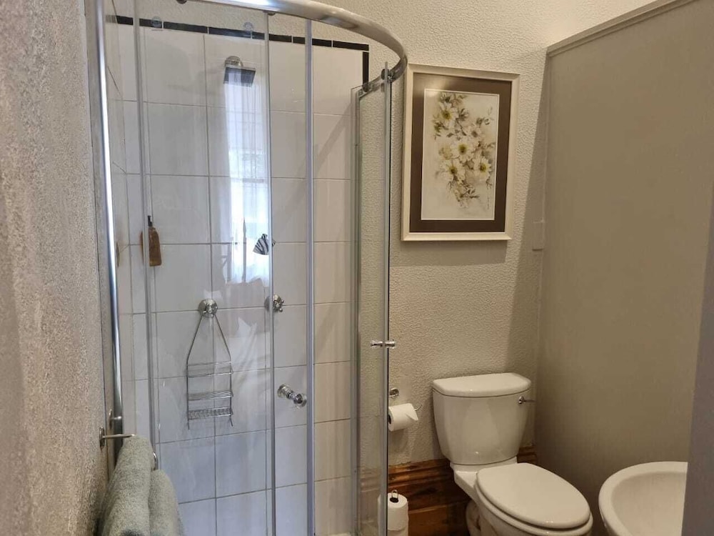 Ashanti Guest House Gardens Hostel 46/50