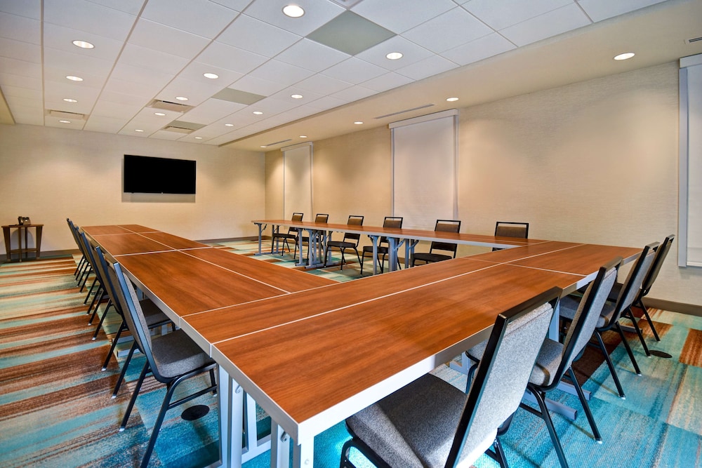 Home2 Suites By Hilton Bowling Green Ex A Victory Inn And Suites Bowling Green 21/28