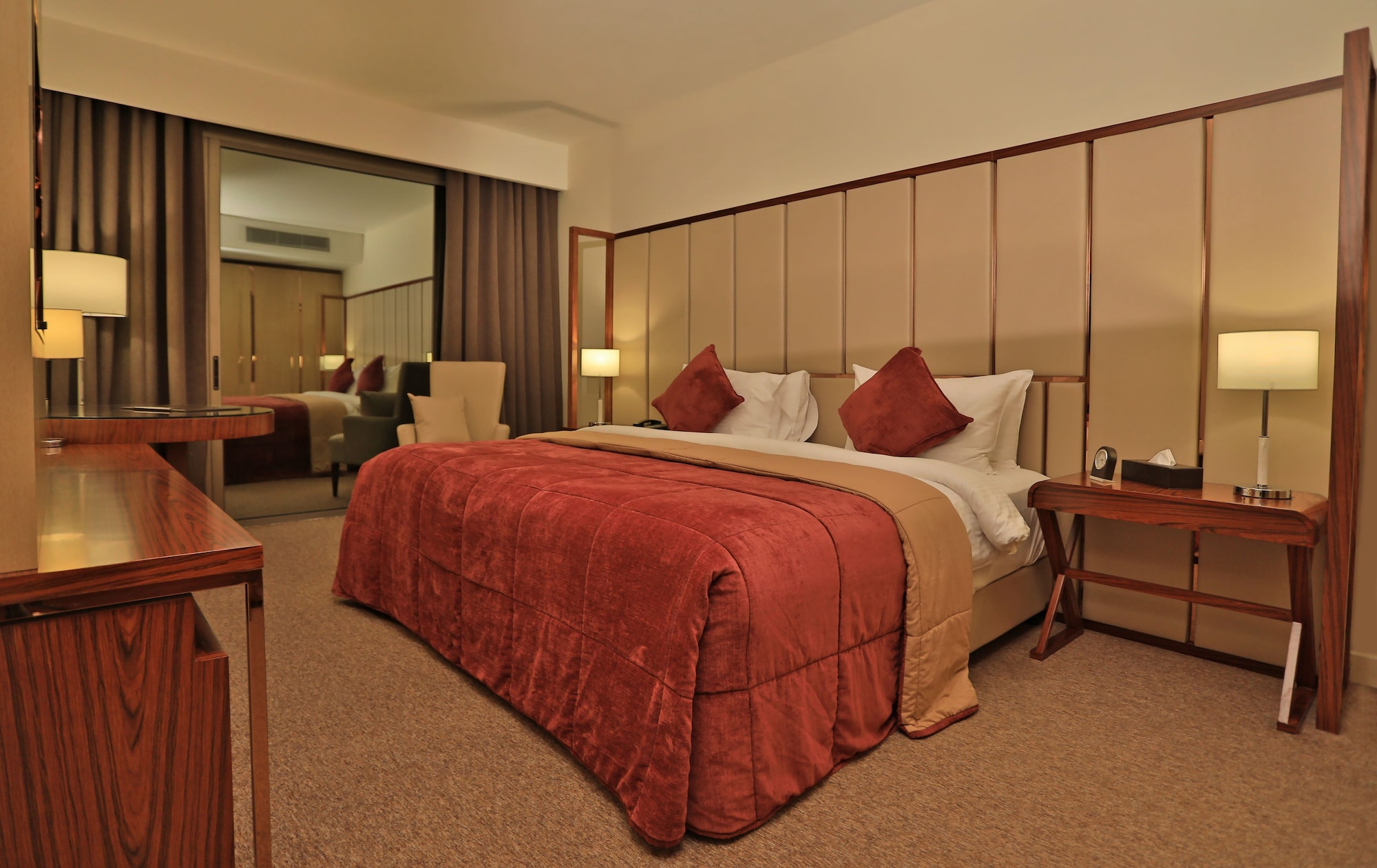 Premium Suite Sea View (70 SQM):