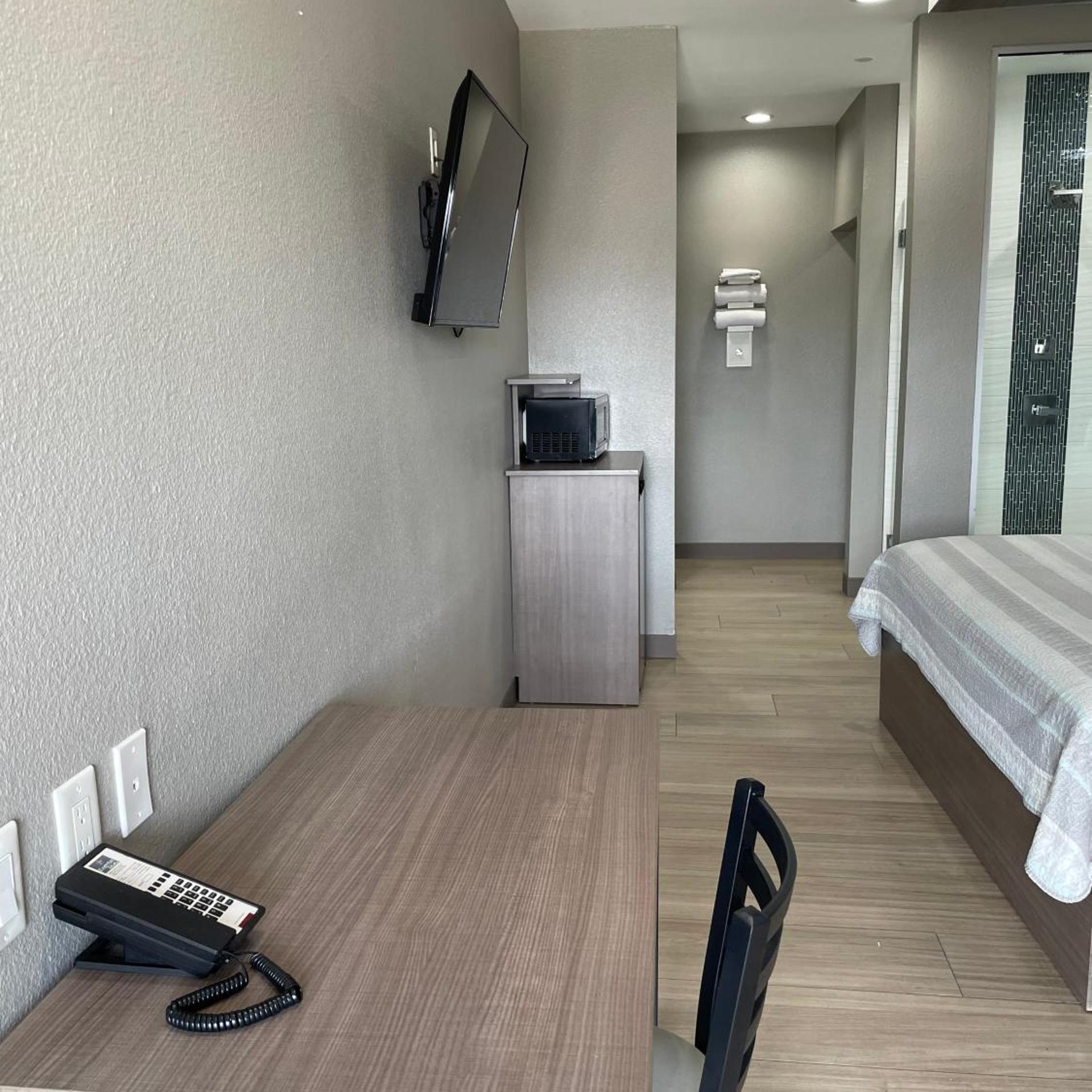 Express Inn - Richey 8/13