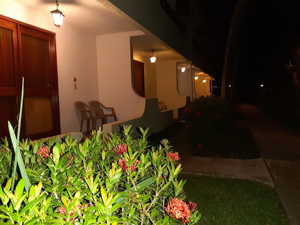 Samara Beach Hotel 40/49