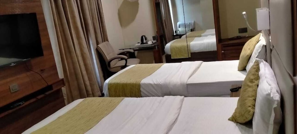 Armoise Hotel 23/40