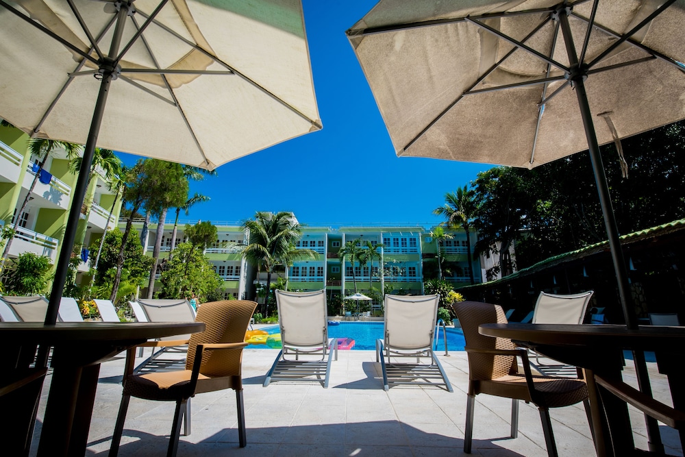 Terra Linda Resort 35/50