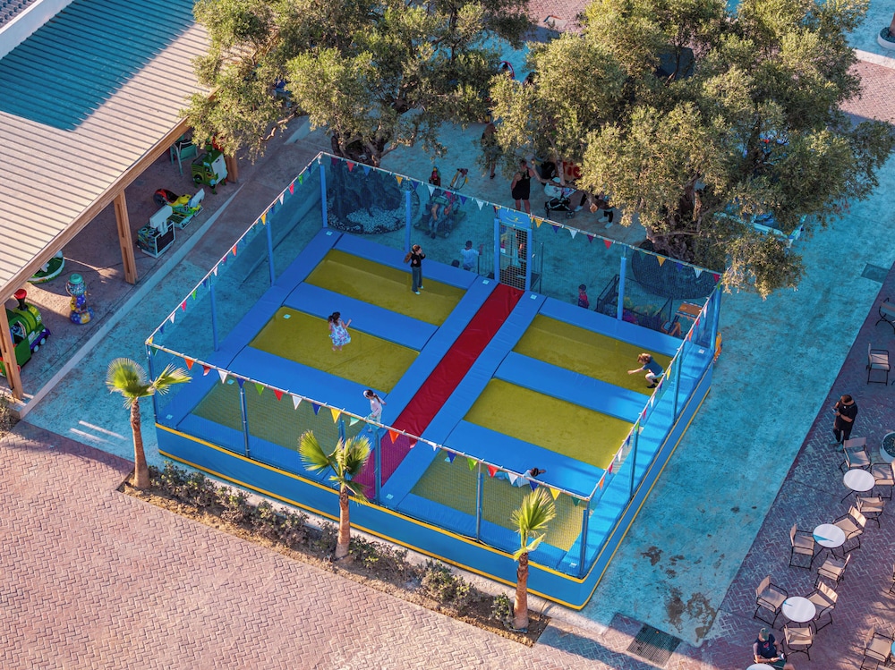 Caretta Paradise Resort & WaterPark 63/86