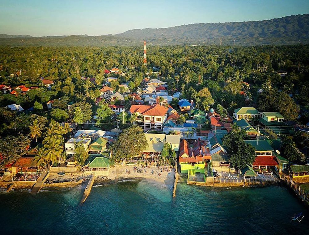 New Eve's Kiosk Dive Resort 65/71