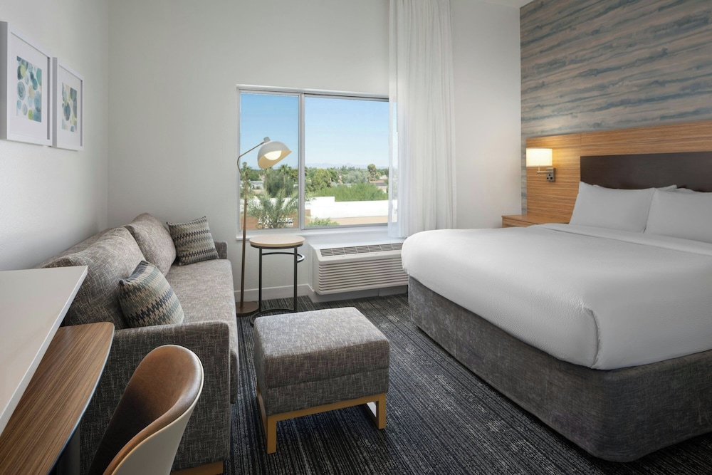 Room at TOWNEPLACE SUITES PHOENIX CHANDLER FASHION CENTER, CHANDLER - AZ